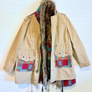 Tasha Polizzi Women’s Fur Canvas  Aztec Vest/Jacket XL Western Wear